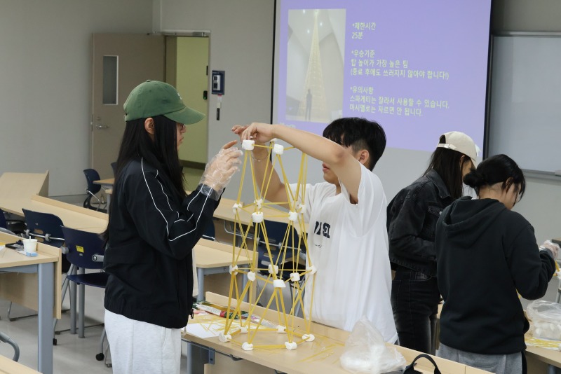 9. 체험활동4.JPG
